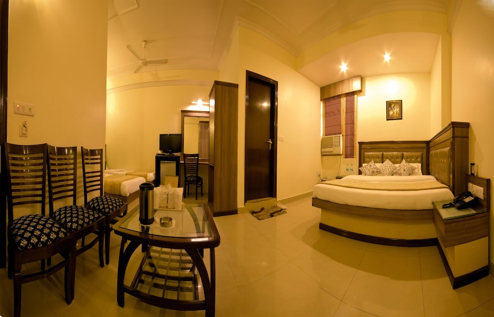 Hotel Grand Park Inn 44/62