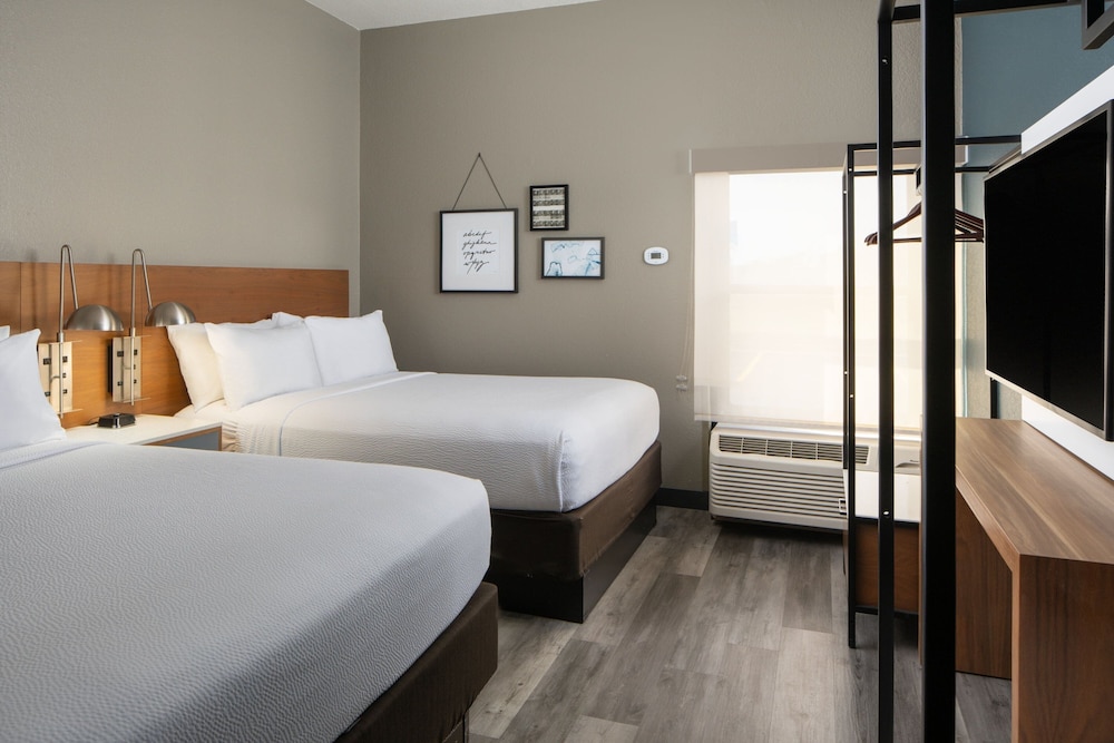 Four Points by Sheraton Alexandria 7/50