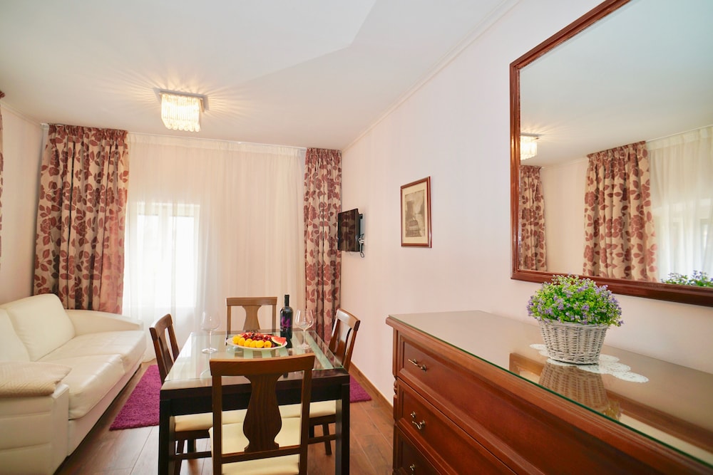 VILLA RUSTICA DALMATIA 17/50