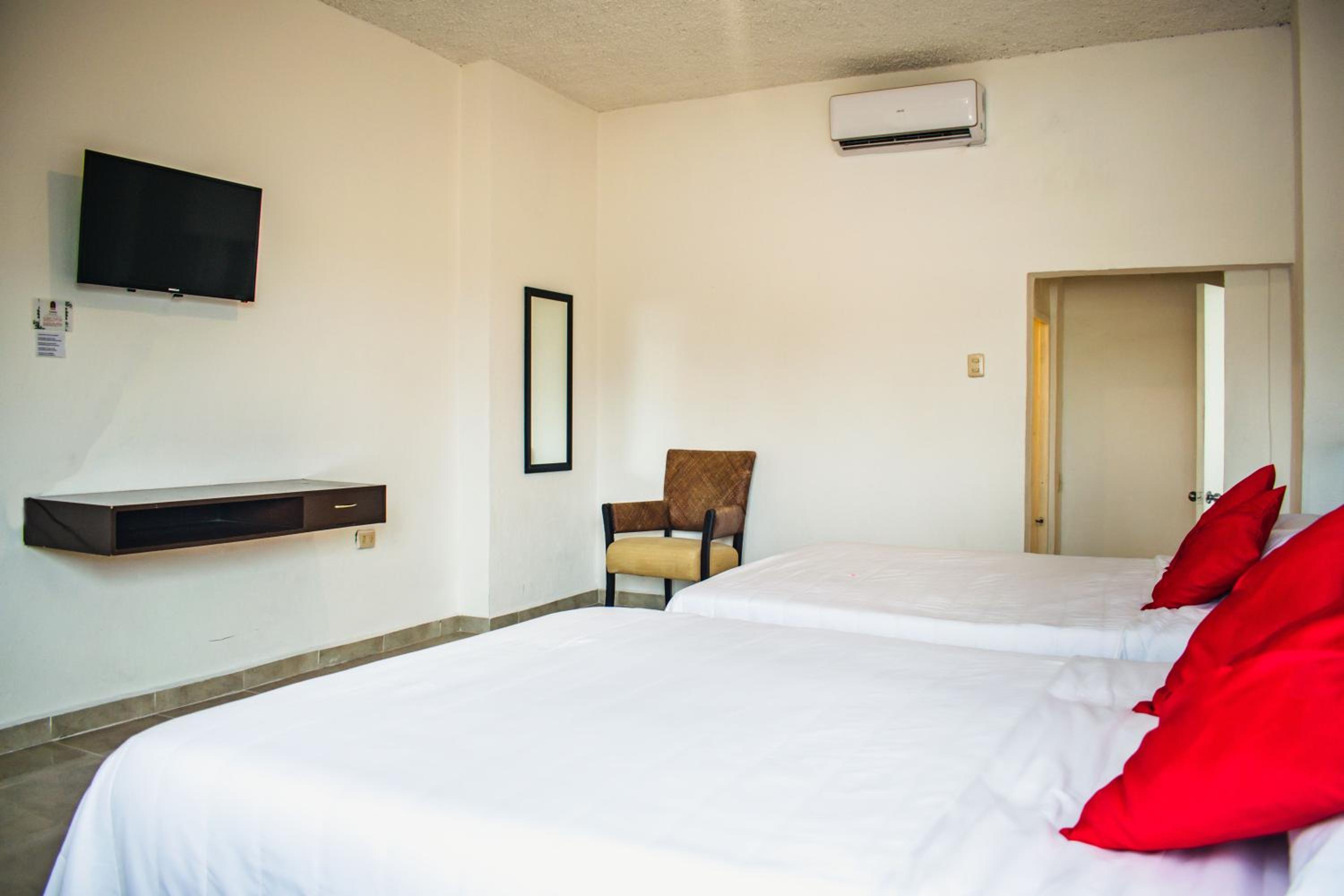 غرفة قياسية ثلاثية، Hotel Cupules 3/6