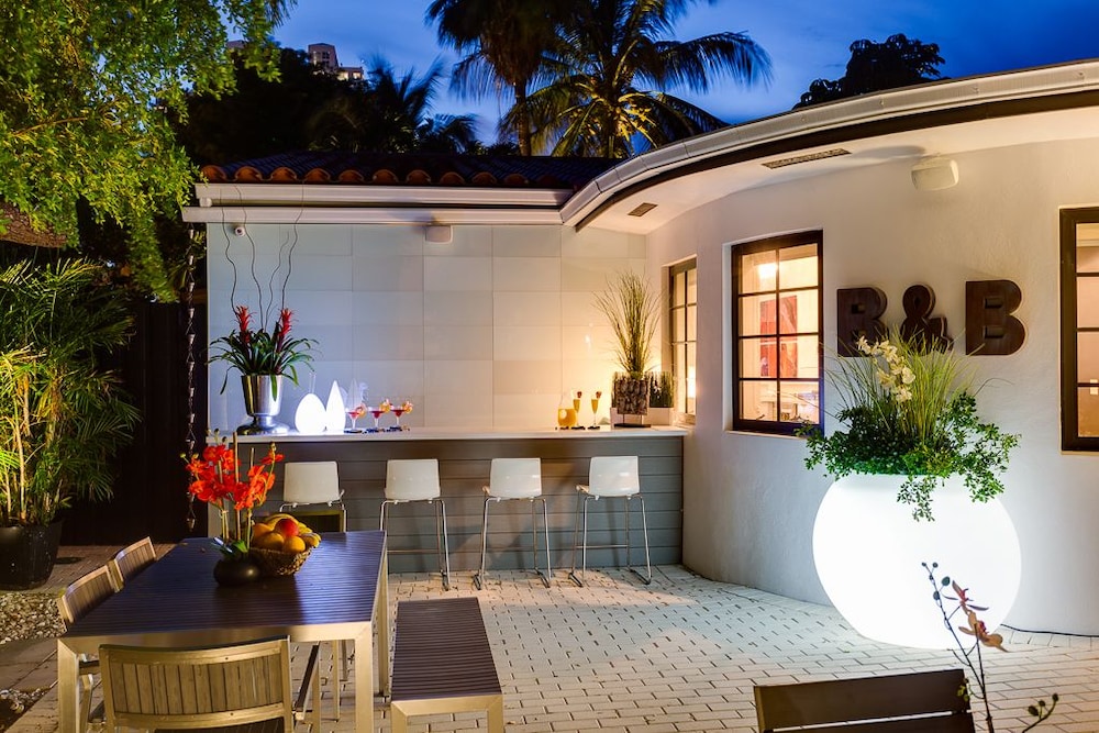 Bars B B South Beach Miami Boutique Hotel 7/32