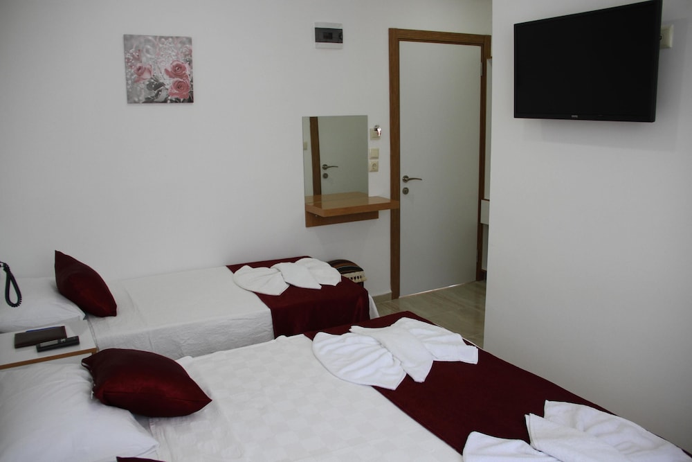Aelbistan Otel 5/18