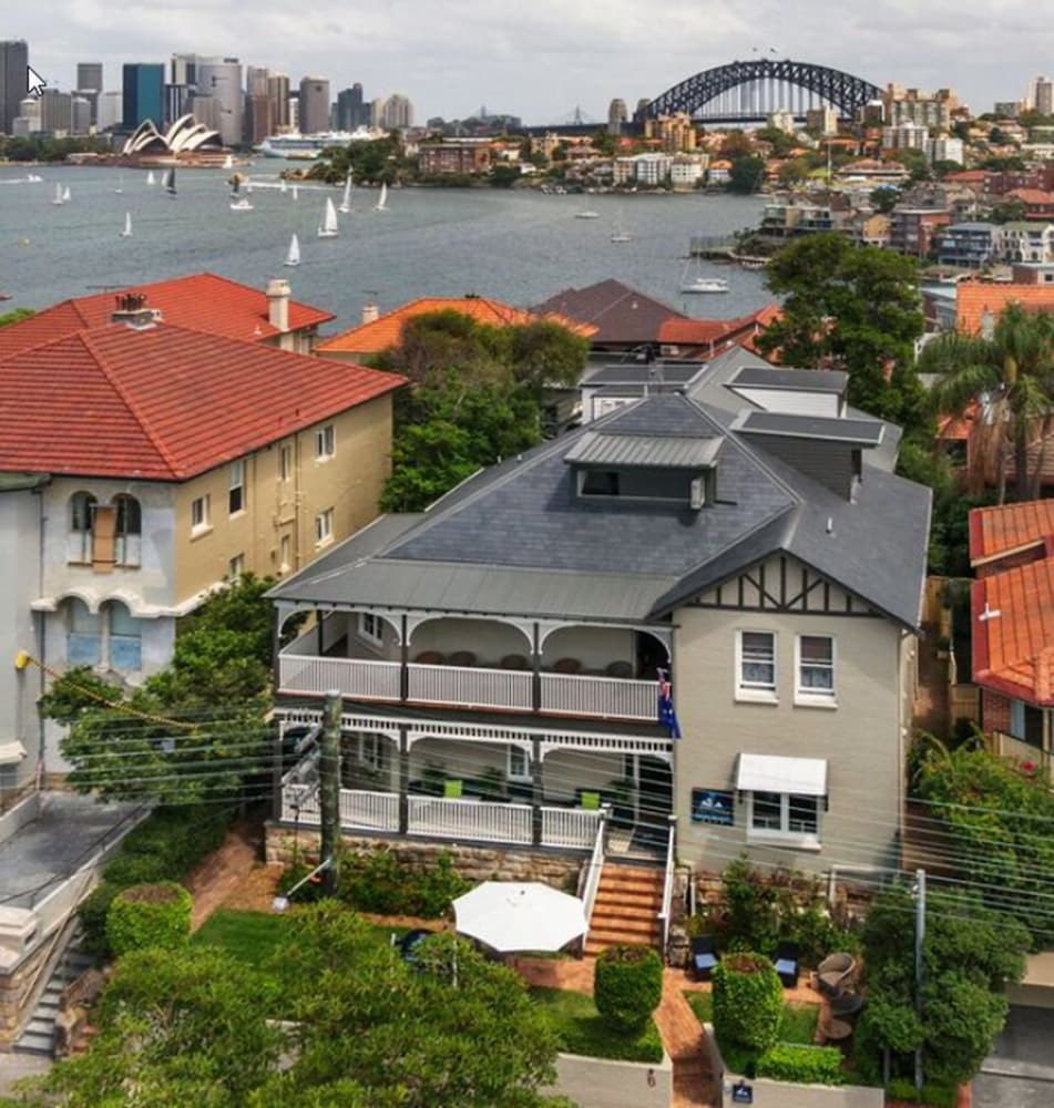 CREMORNE POINT MANOR 4/73