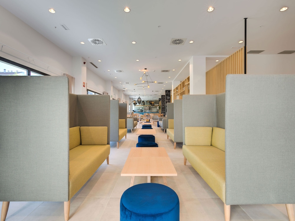 Livensa Living Studios Malaga Feria 27/35