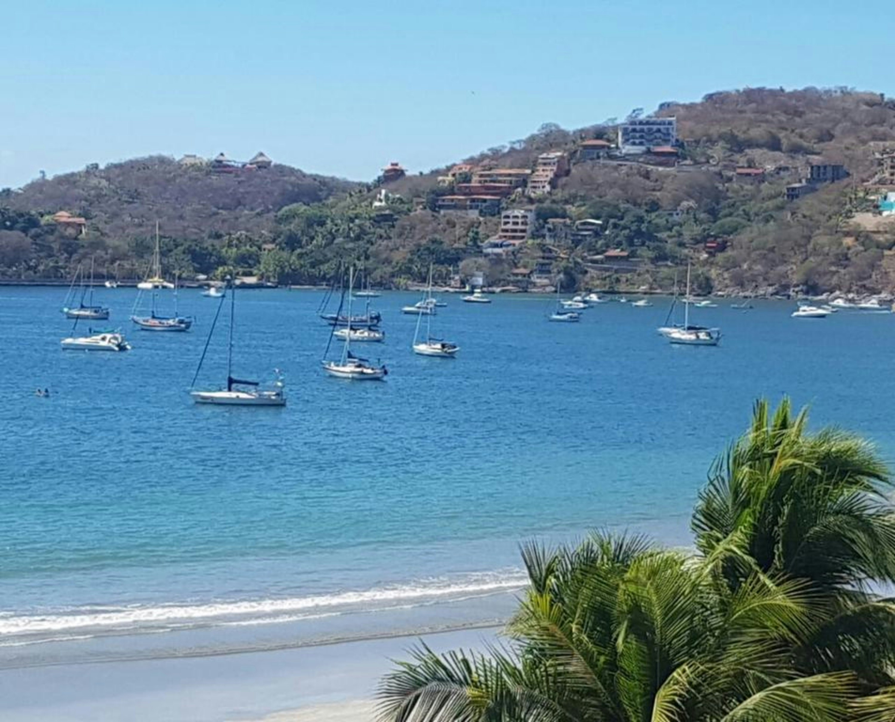 Aura del Mar Hotel 55/67