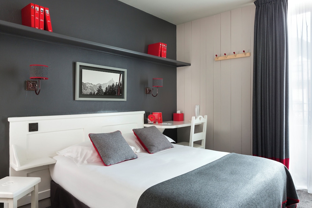 COMFORT, DOUBLE OR TWIN BED