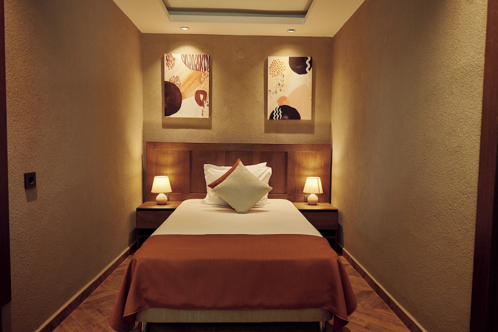 Parmos Otel 13/50