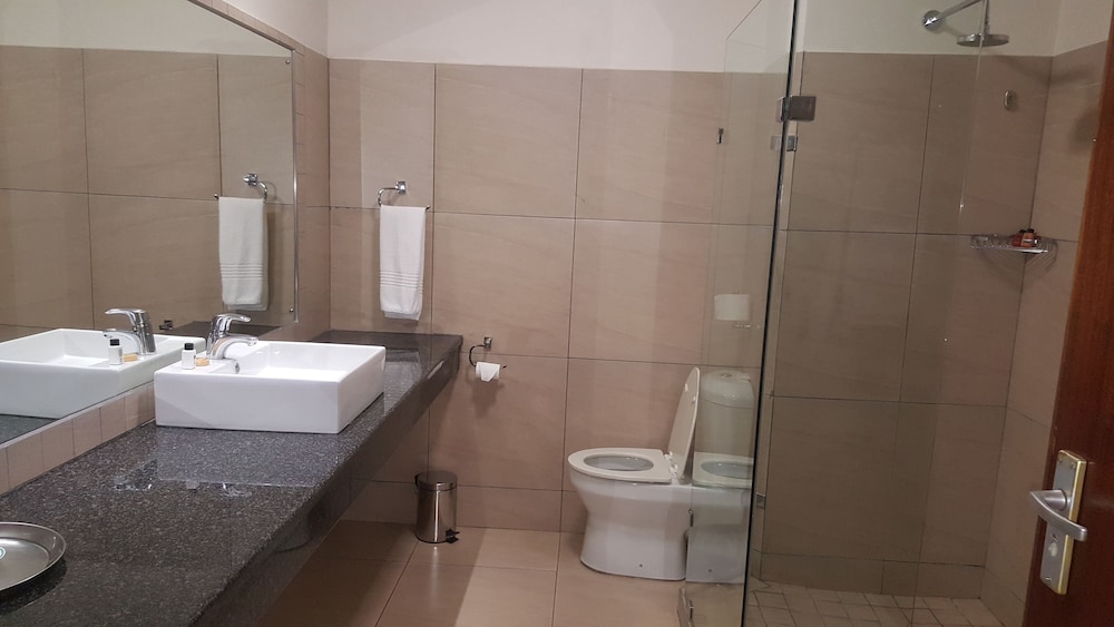 Park Hotel Mokopane 50/50
