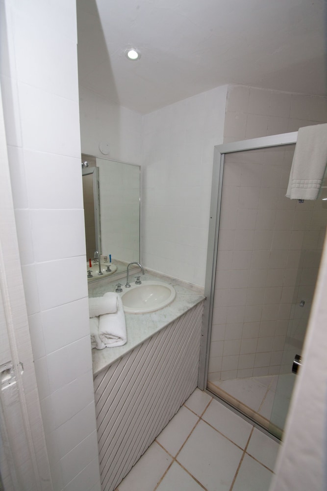 Portogalo Suite Hotel 23/82