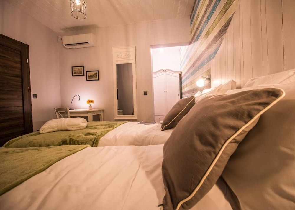 De Rohan B&B 18/50