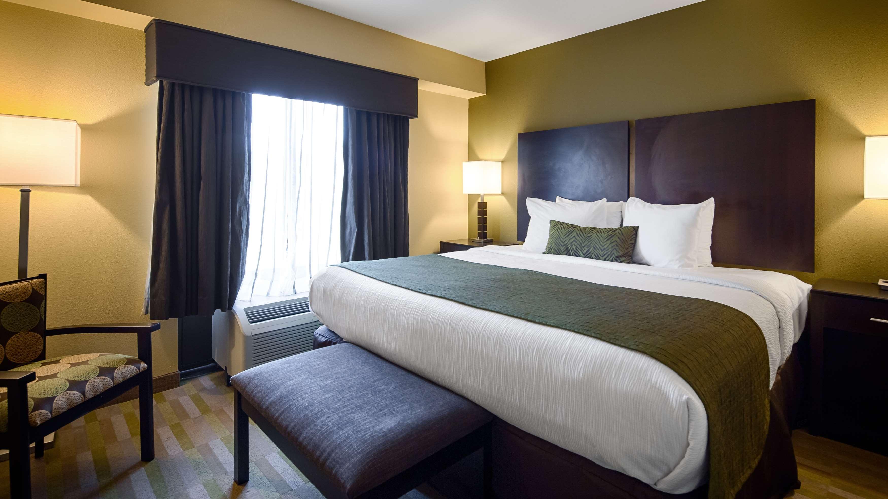 Penthouse, Suite, King Bed, Sofa, Kitchenette