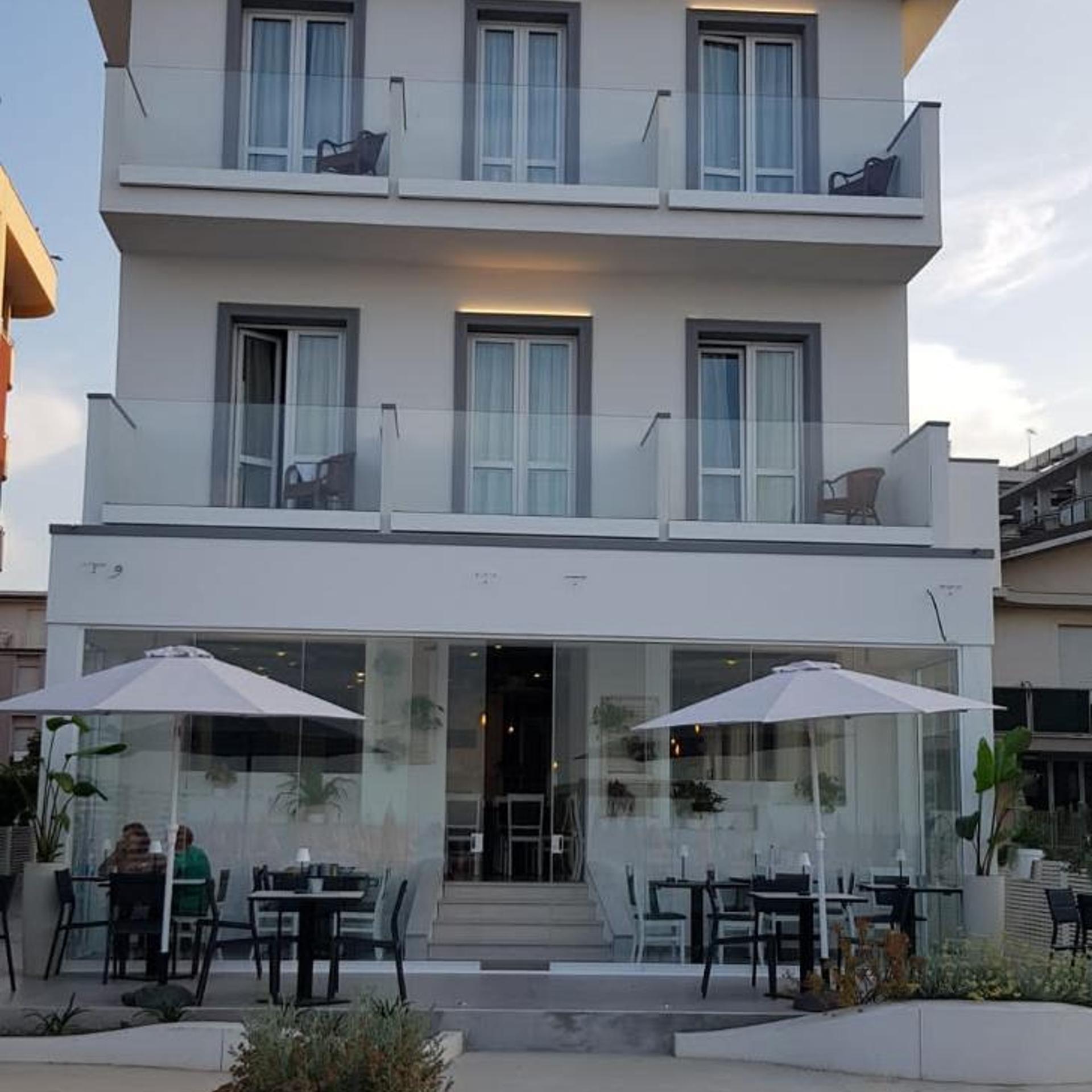 Hotel Brienz 3/50