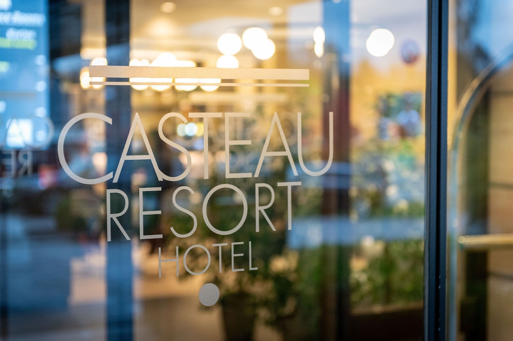 HOTEL CASTEAU RESORT MONS 18/50