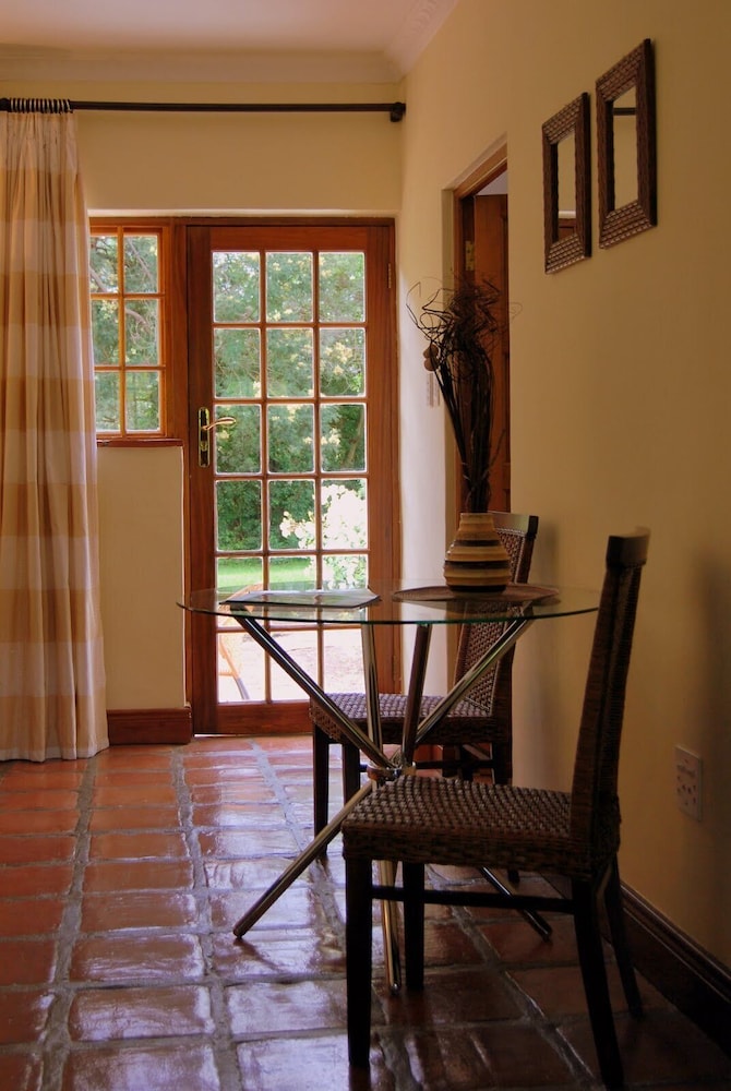Orange-Ville Guesthouse 37/50