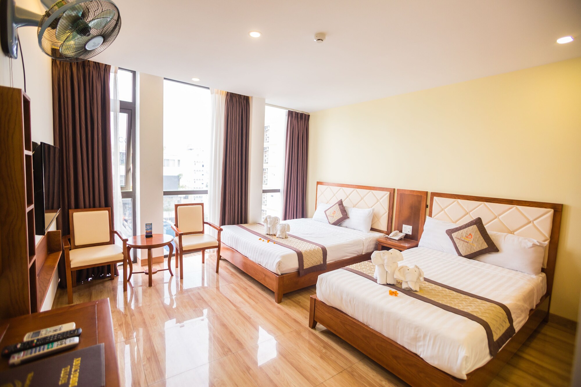 1 BEDROOM, DELUXE, DOUBLE BED, CITY VIEW