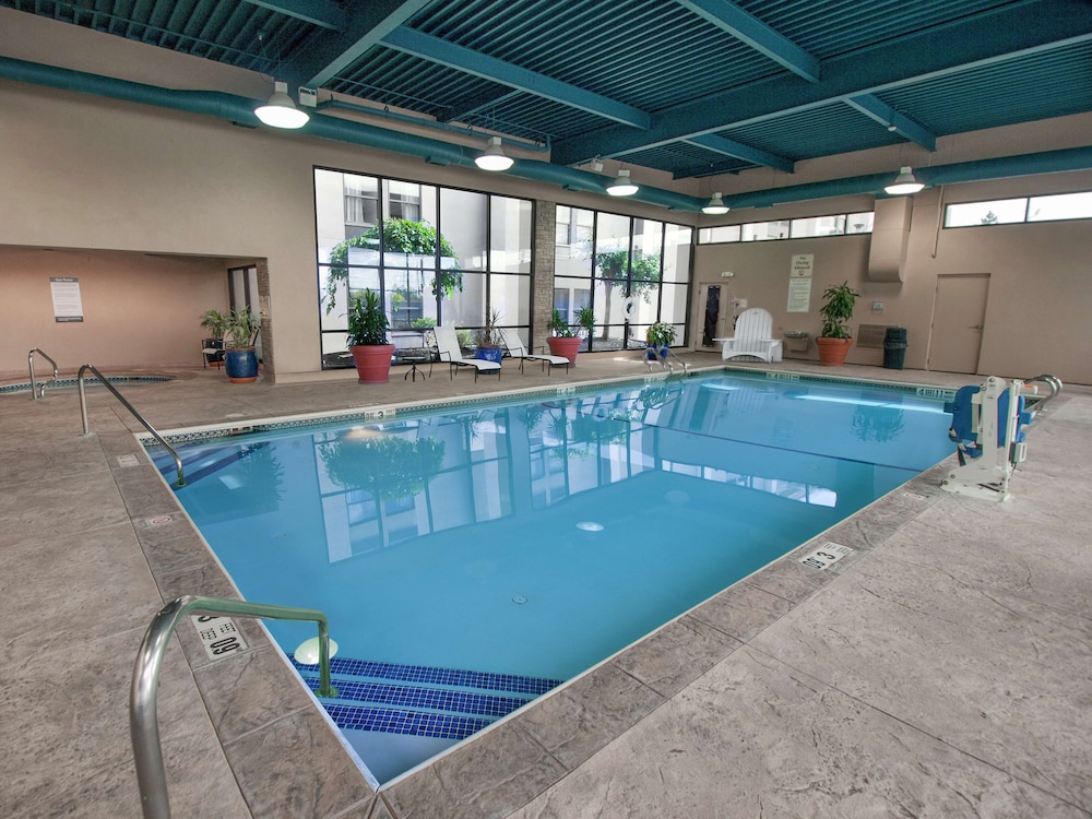 Doubletree By Hilton Buffalo Amherst in BUFFALO - NY