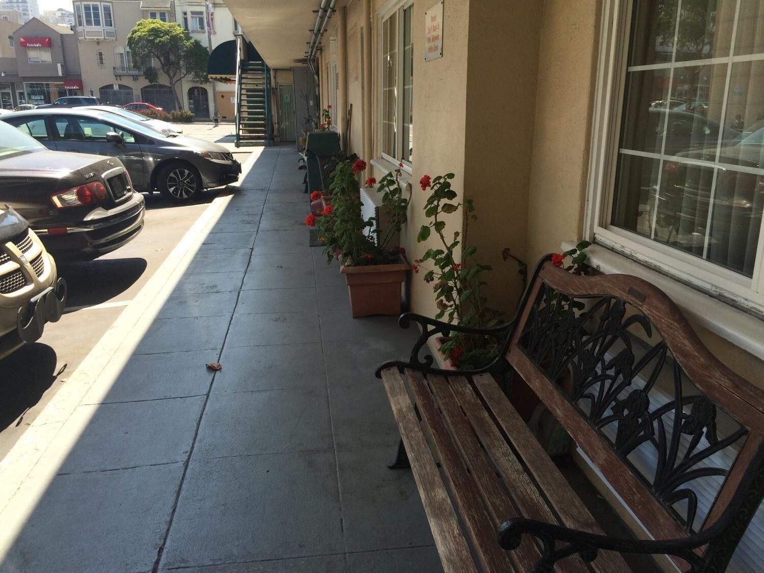Motel6 San Francisco, CA – Lombard Street 30/35