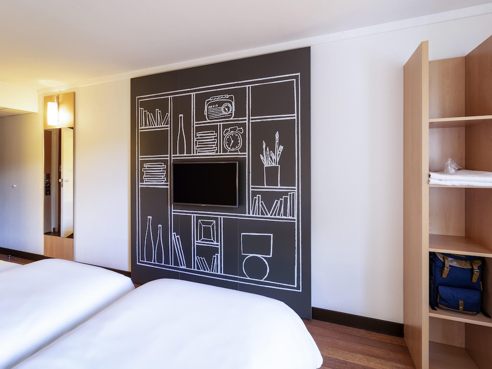 غرفة كلاسيكية بثلاثة أسرّة، Ibis Sarlat 4/8