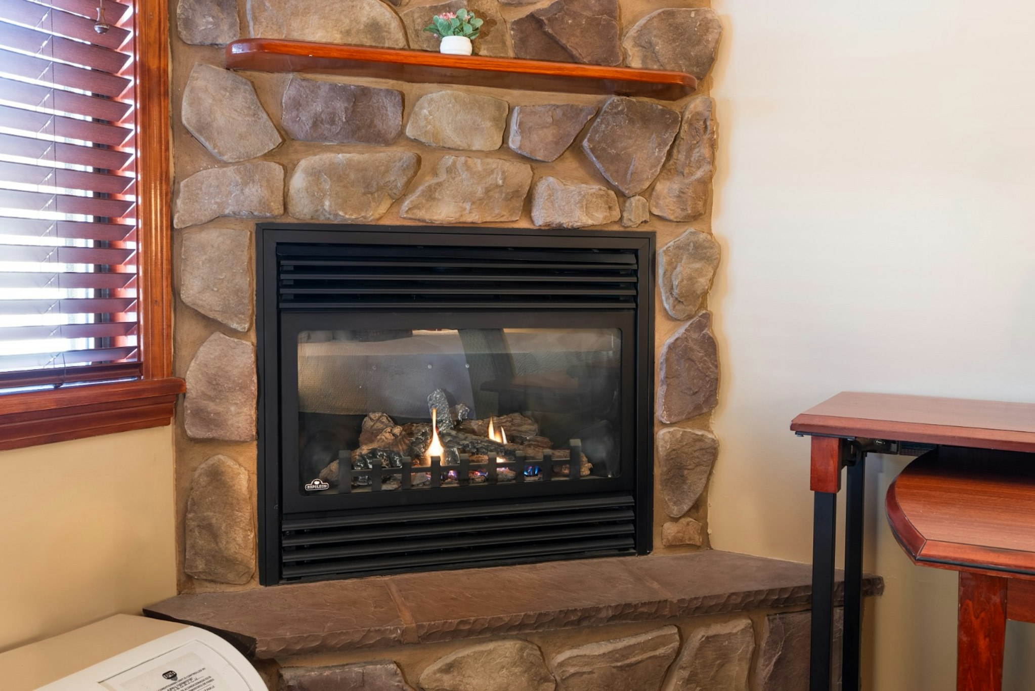 Fireside Inn Suites West Lebanon 5/53