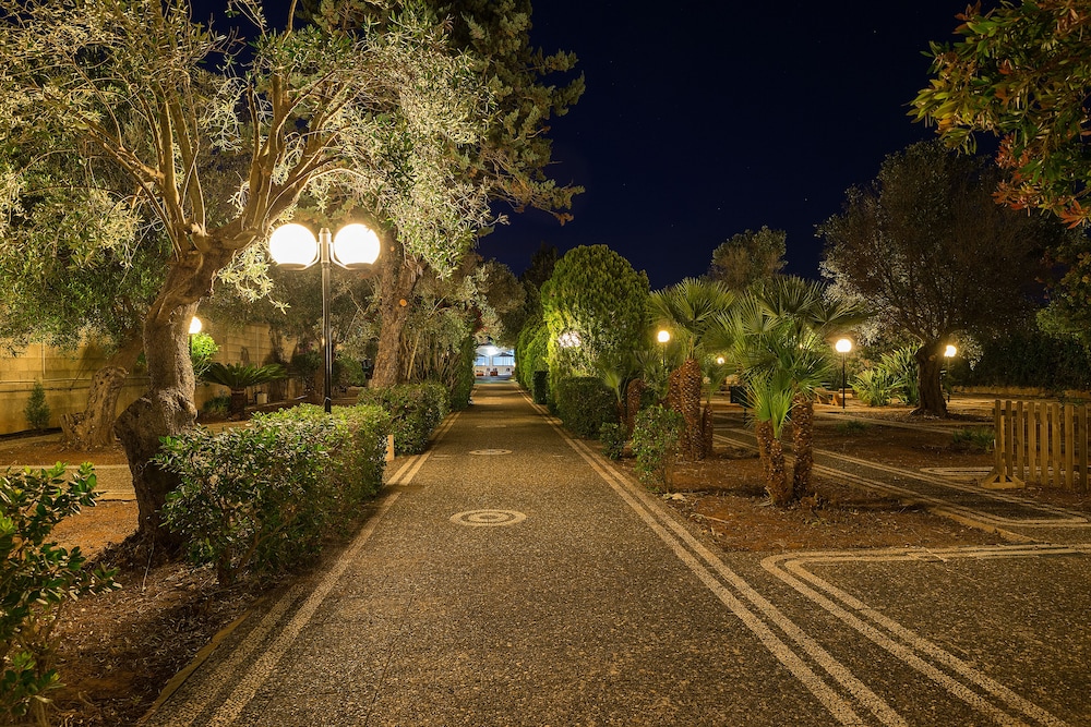 Hotel Villa Costes Gallipoli 35/42