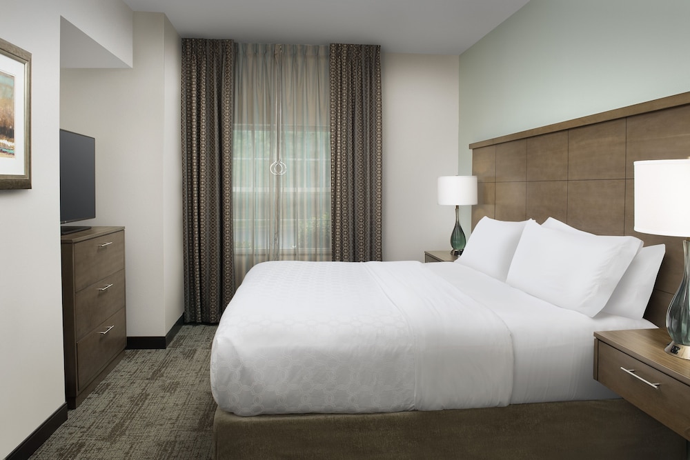 Staybridge Suites Greenville I-85 Woodruff Road 15/58
