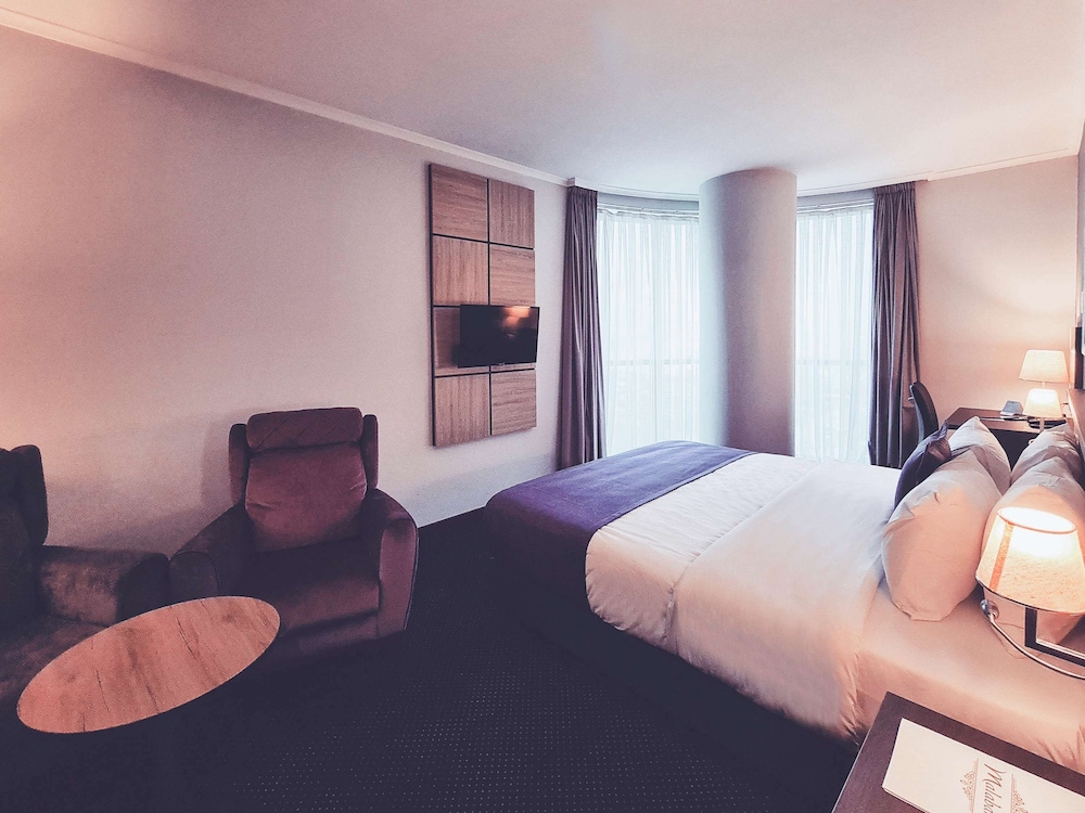 Mercure Tetovo 18/72