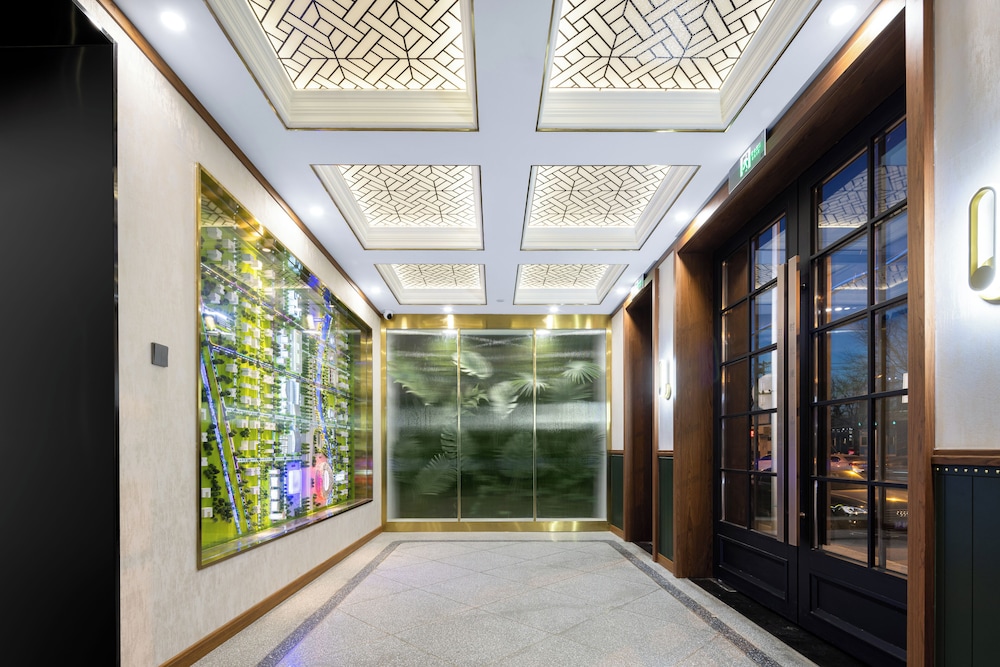 Nostalgia S Hotel (Beijing National Convention Center) 6/62