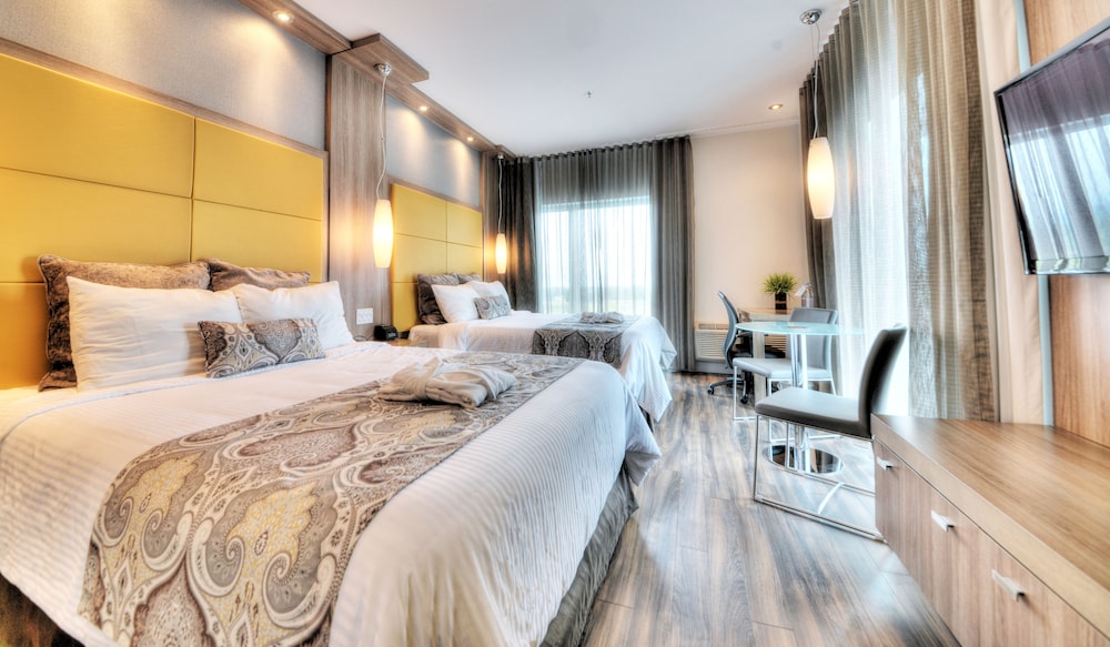 Excellence, 2 Queen Beds