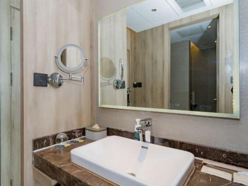 Atour Hotel Hengshui Renmin Road 68/68