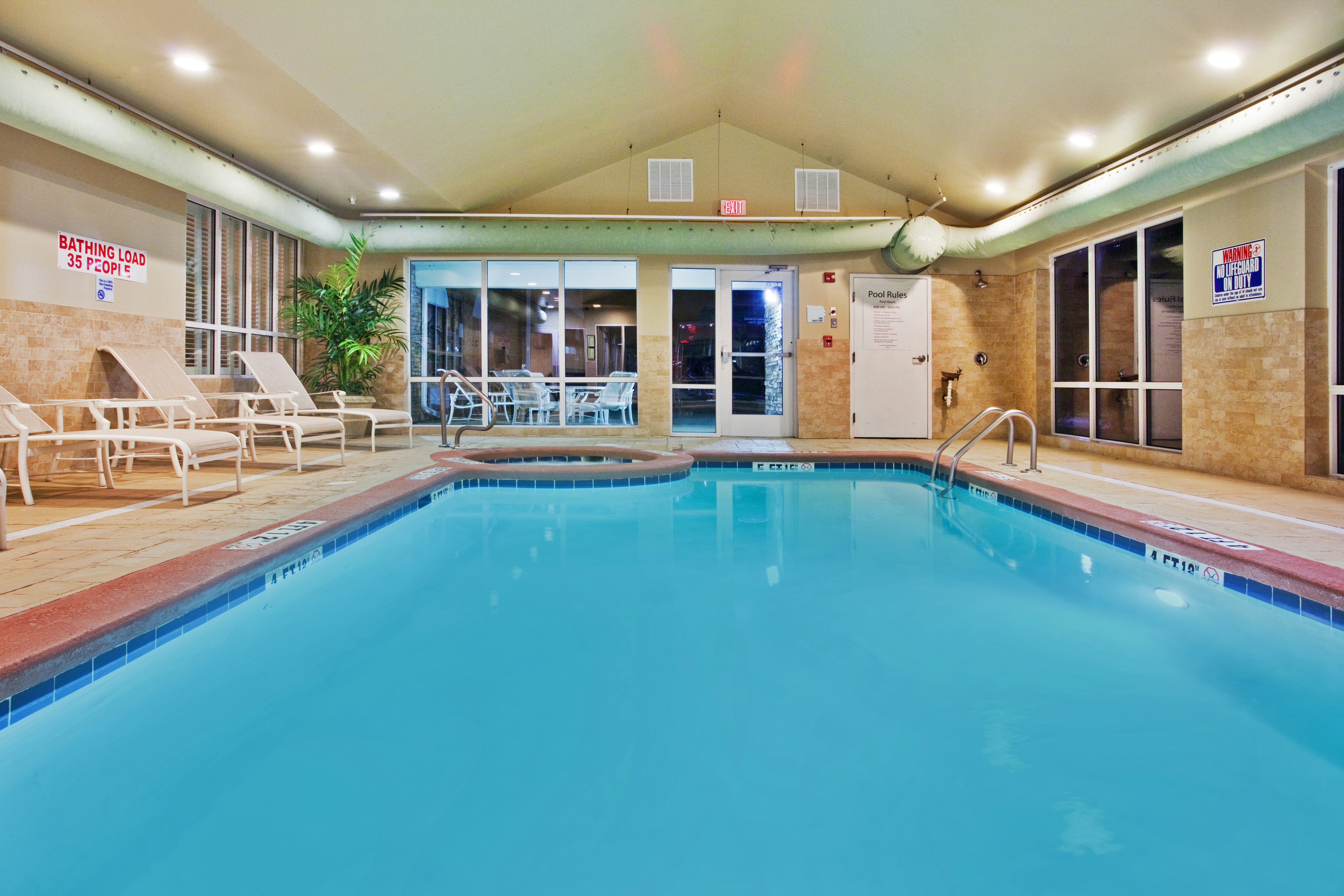 Holiday Inn Express Savannah Airport Ex Comfort Suites 26/54