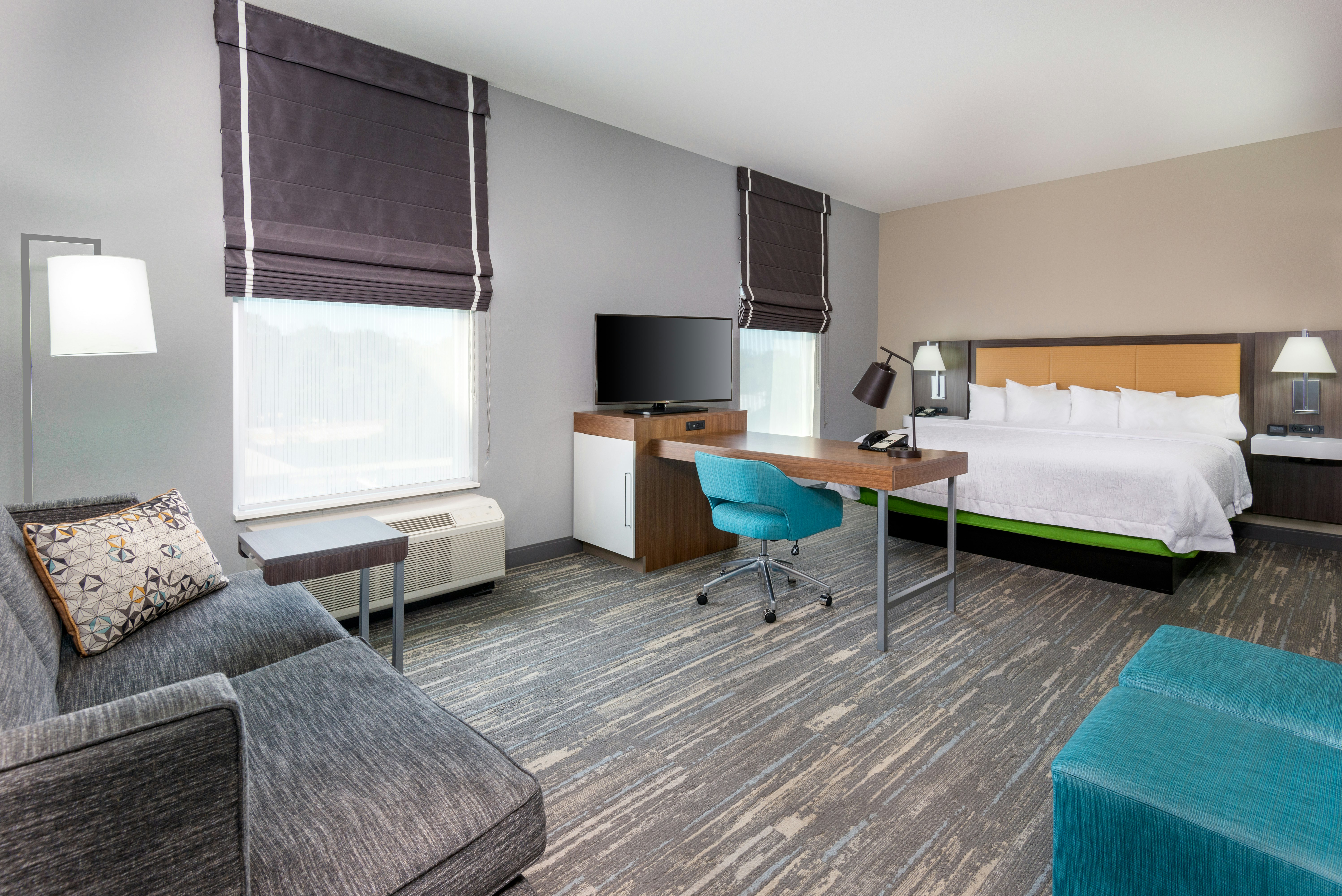 STUDIO, KING BED, ACCESSIBLE