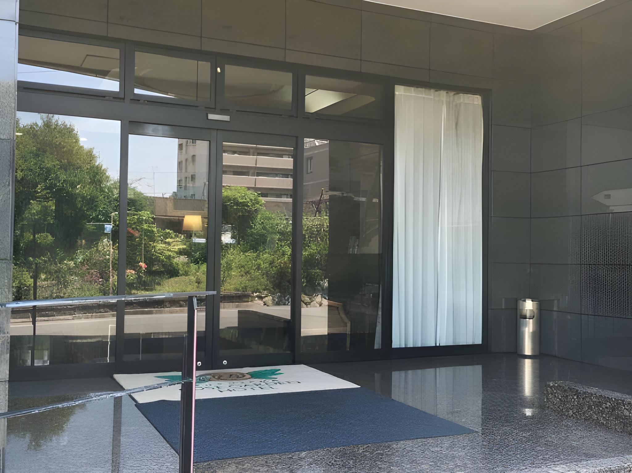 Fukuyama Rose Garden Hotel 73/82