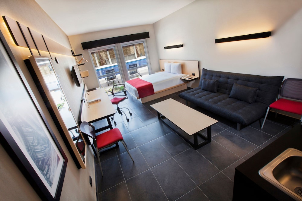 City Express Plus by Marriott Cabo San Lucas 52/69