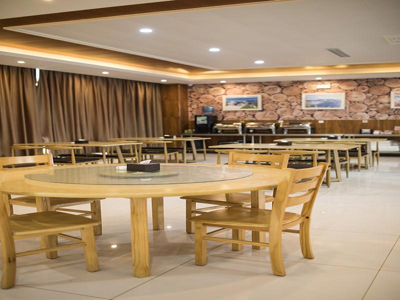 GreenTree Inn Qingdao Jiaozhou Jiaoping Road Aviation Industry Park Express Hotel 11/16