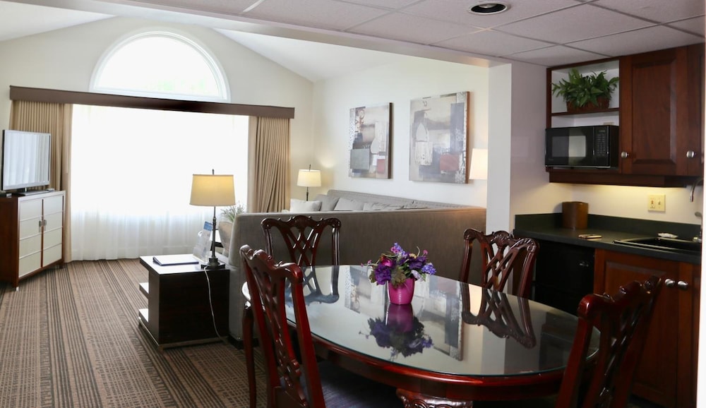 Fairbanks Inn 19/33