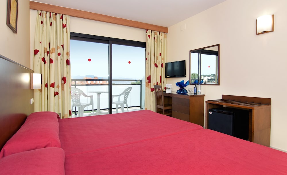 Hotel Puente Real 23/62