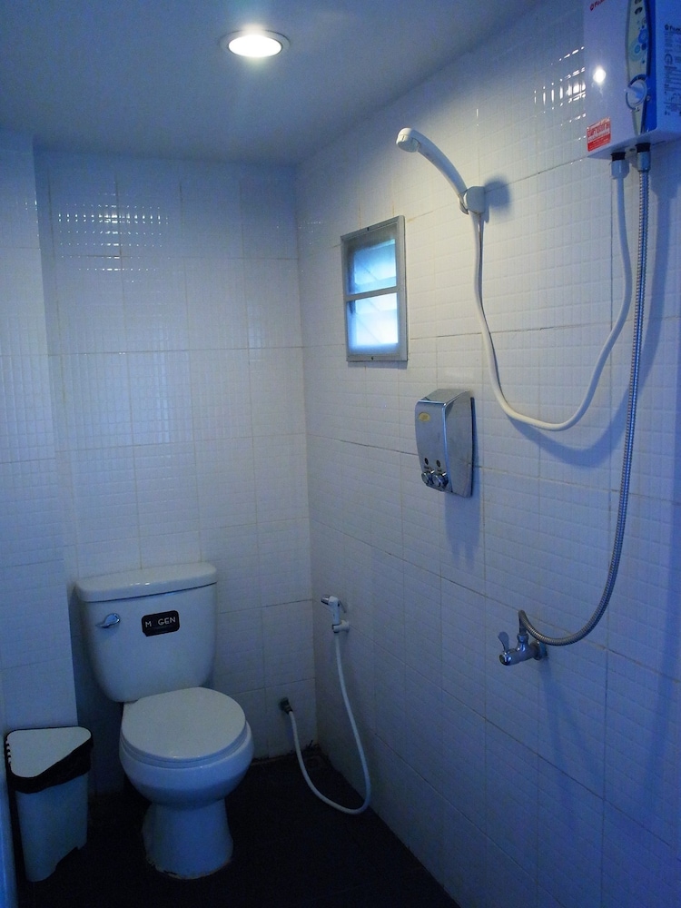 VX The Fifty Hostel 10/55