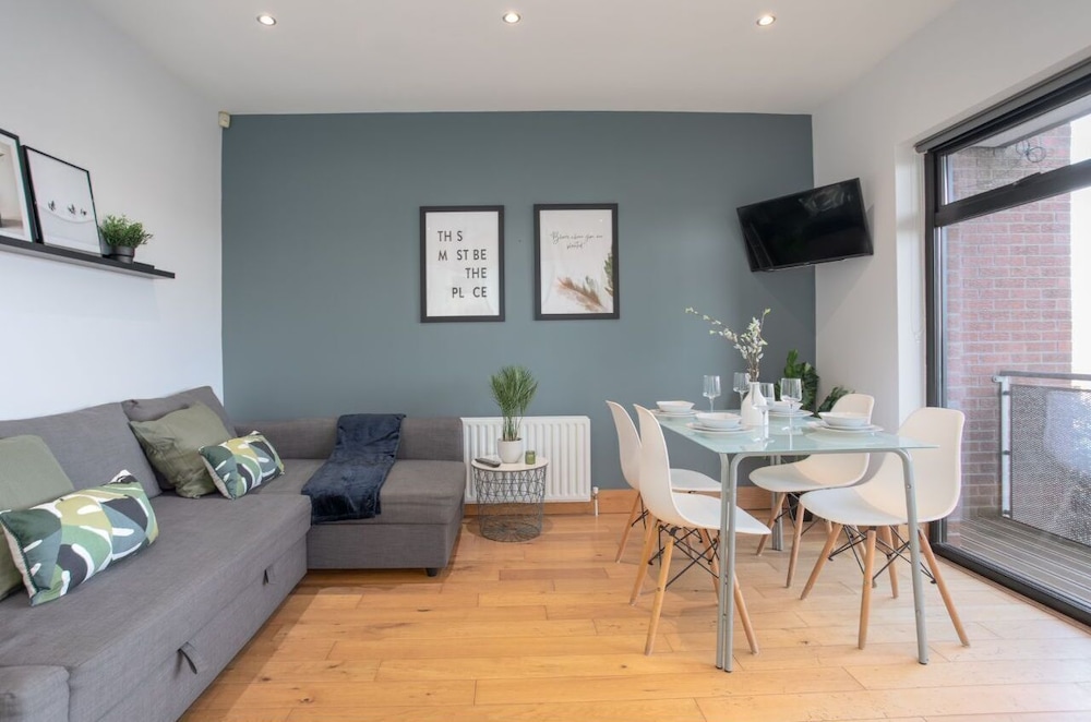 Eden Apartments Belfast 33/50