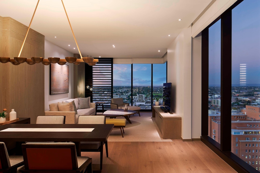 The Westin Perth 32/45