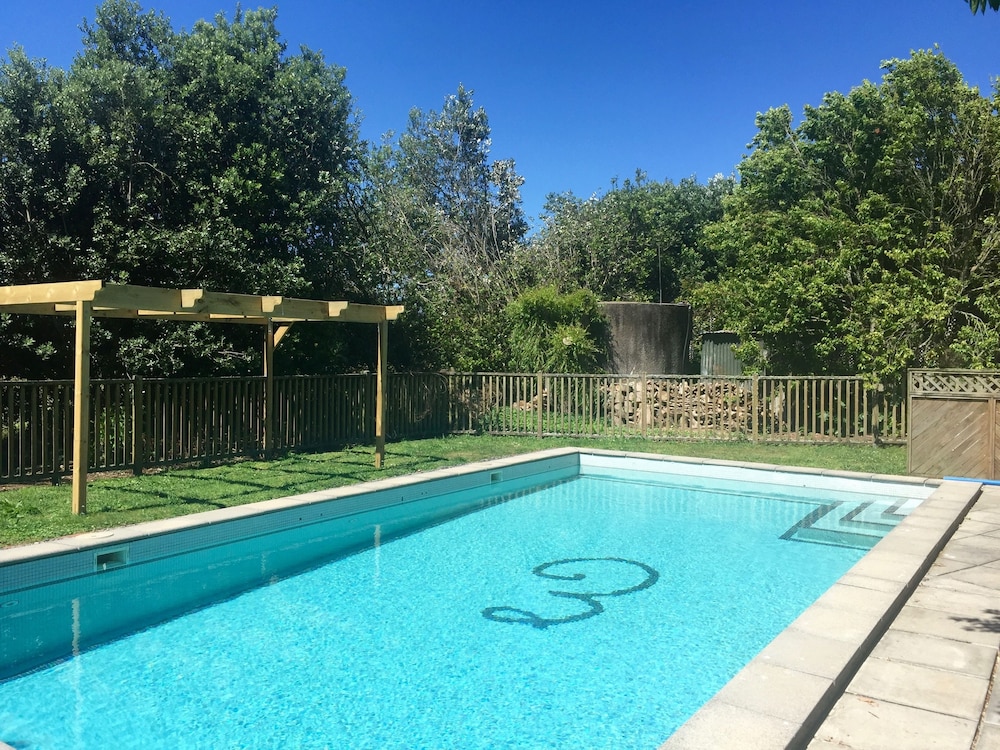 LAKE KARAPIRO LODGE 15/50