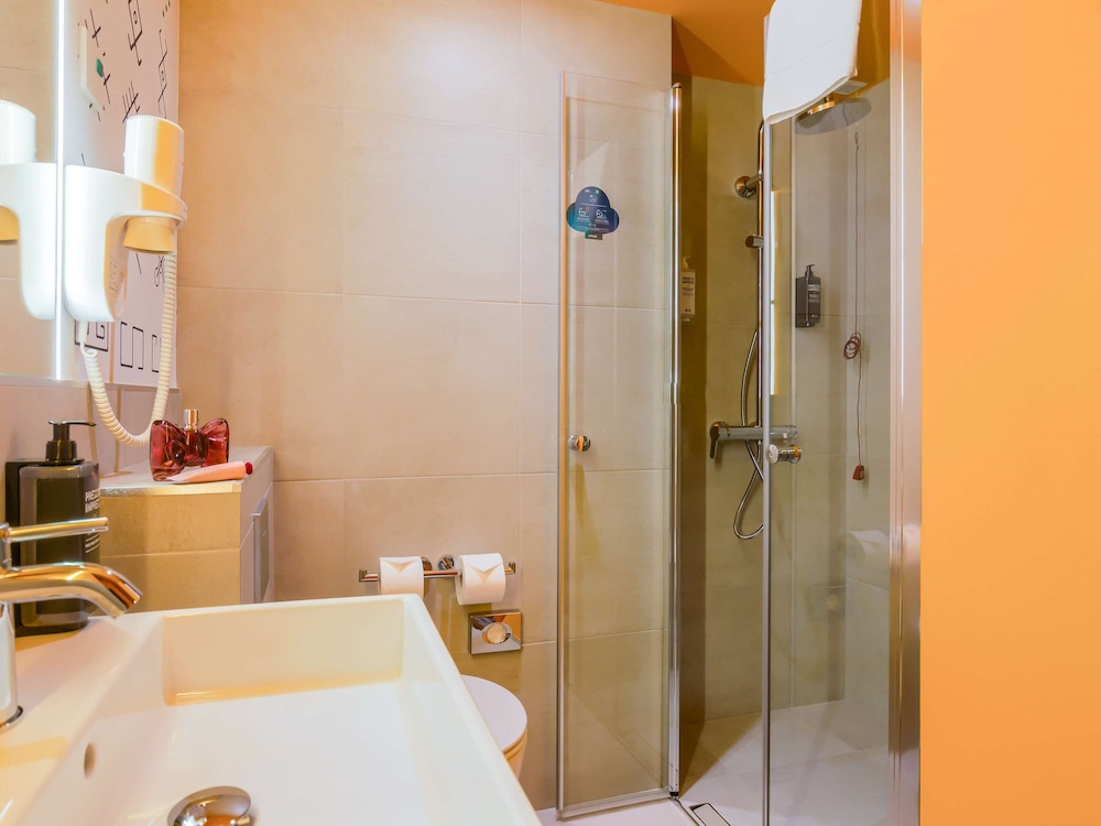 Ibis Styles Bucharest City Center 13/76