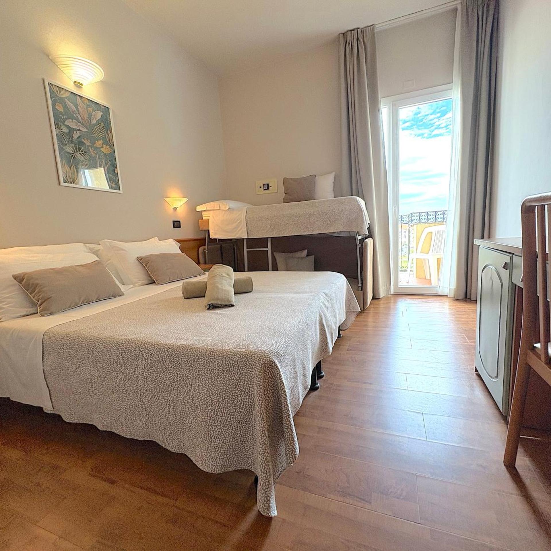 Hotel President Cattolica 20/56