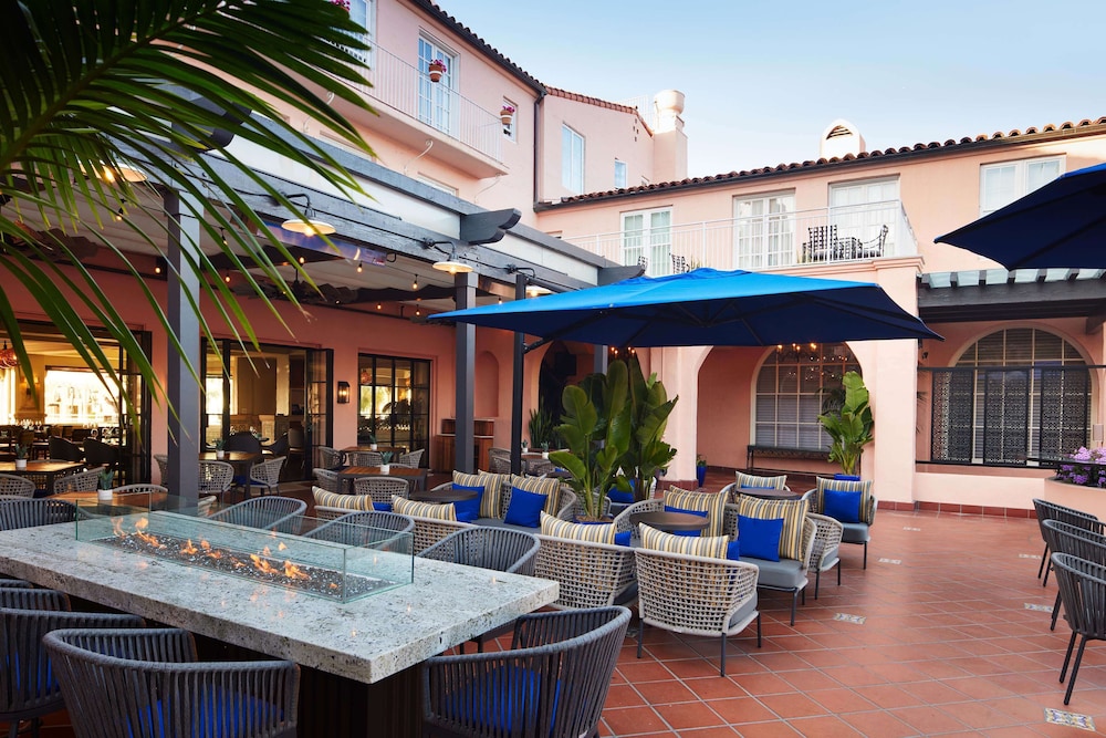 La Valencia Hotel 32/68