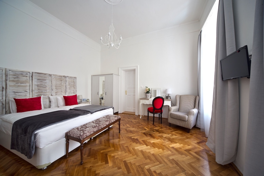 House Beletage 12/71