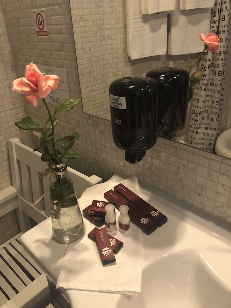Ambra Boutique Hotel And Bistro 3/68