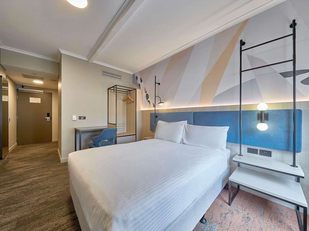 Standard, Double Bed, Accessible