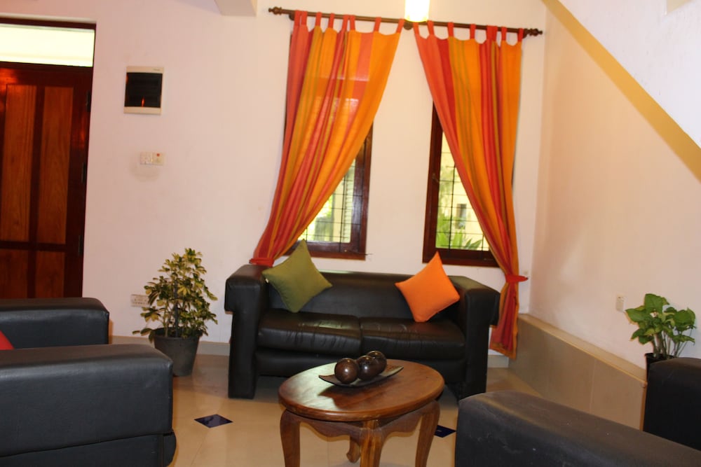 NATURES BLISS GARDEN STAY 24/42