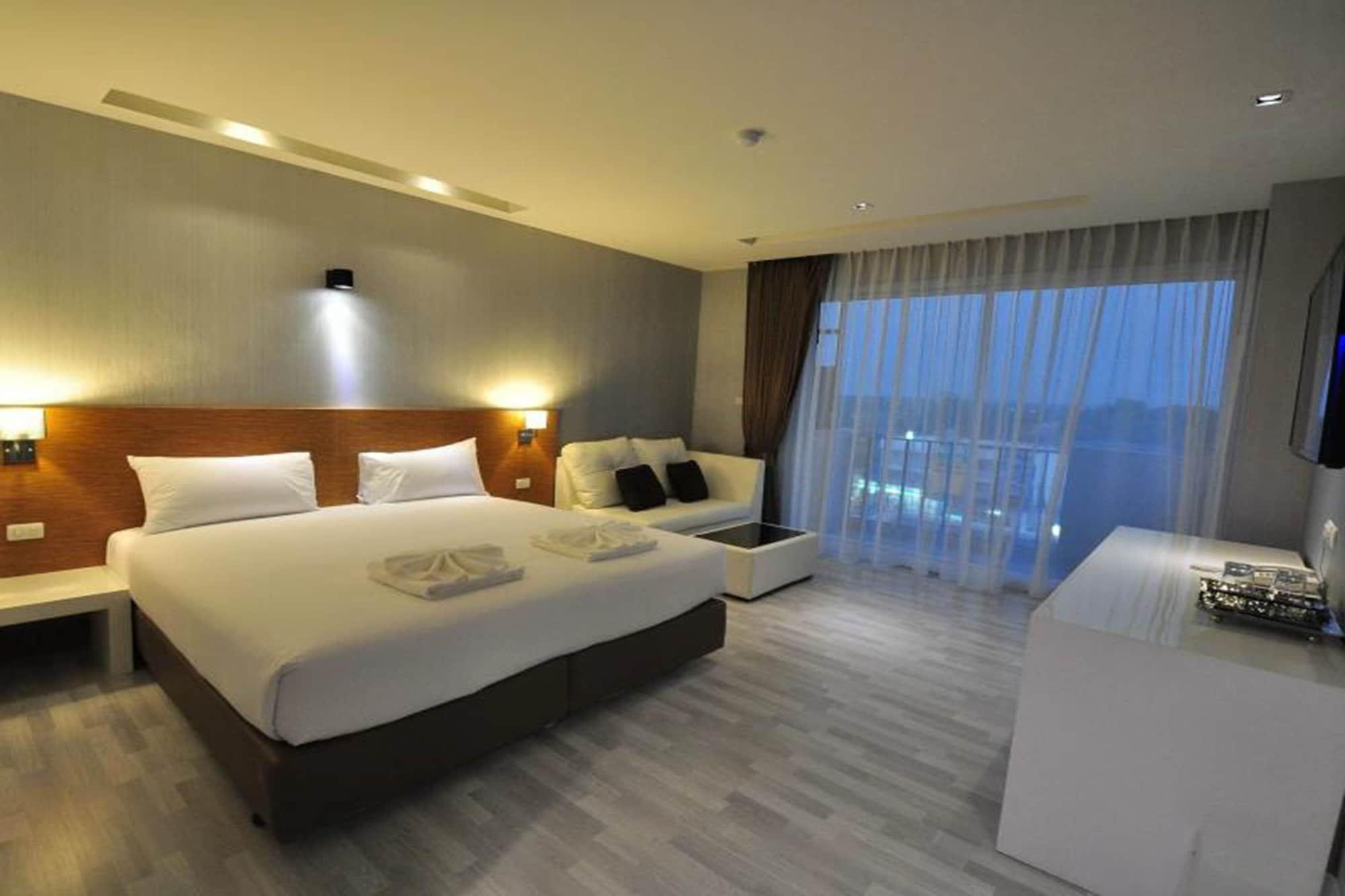 غرفة عائلية بسريرين مزدوجين