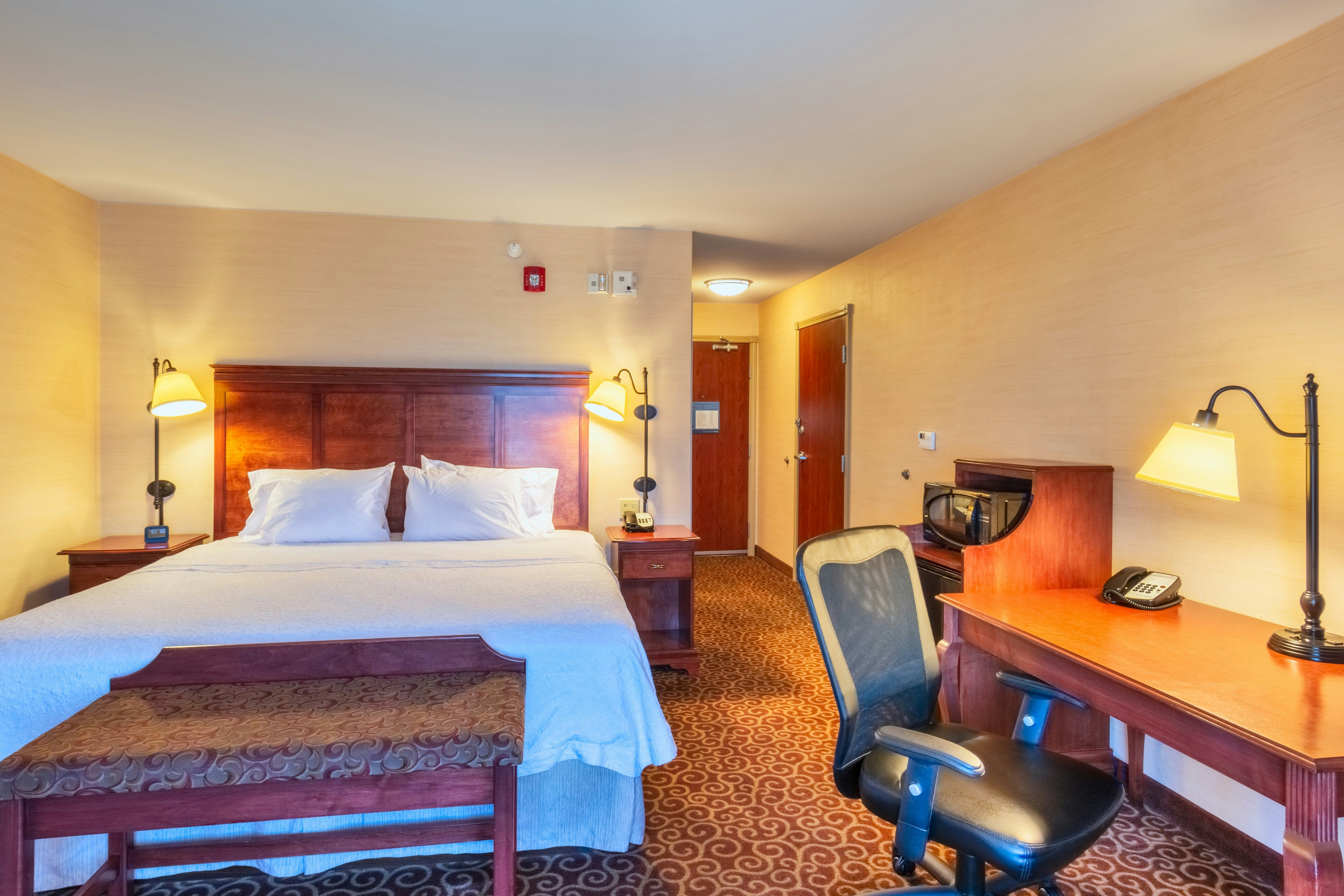 Hampton Inn Rawlins 8/30