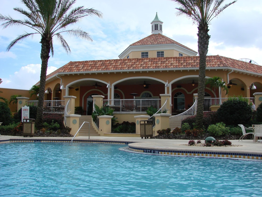 Villas At Regal Palms 4/51